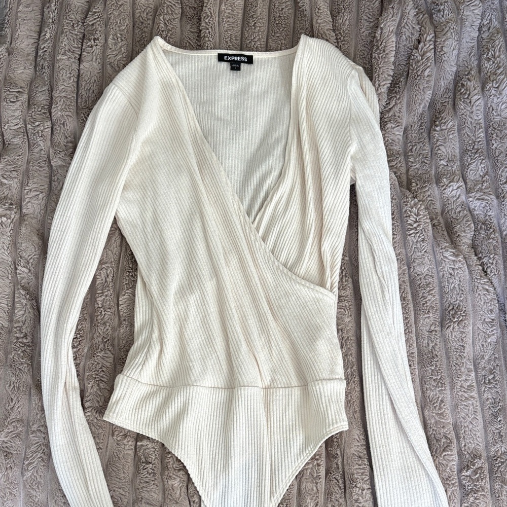 Express Ivory Ribbed V-Neck Bodysuit